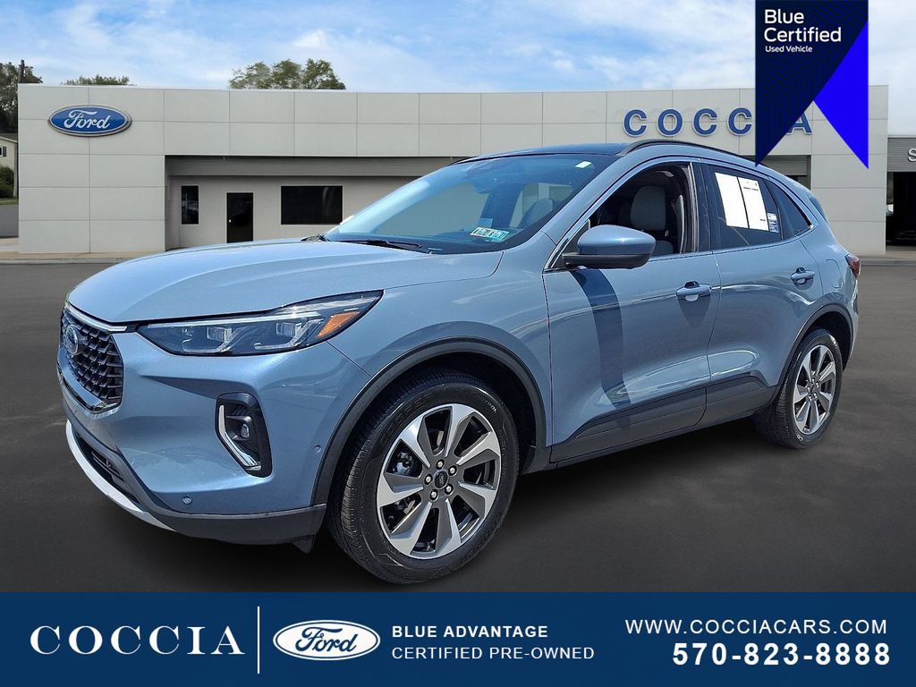 Certified 2023 Ford Escape Platinum w/ Premium Technology Package