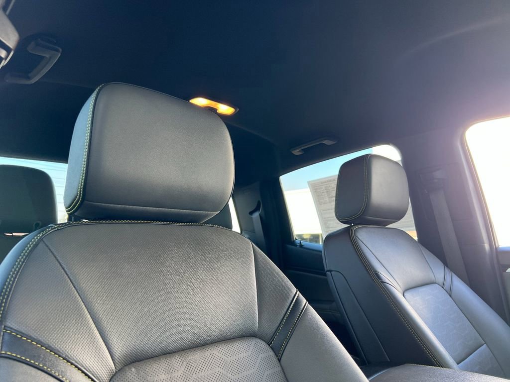 Used 2023 Chevrolet Colorado ZR2 w/ ZR2 Convenience Package III image 15