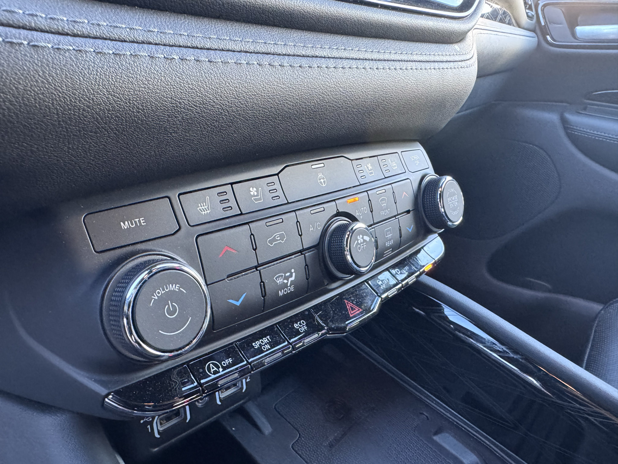 Used 2021 Dodge Durango Citadel RWD image 17