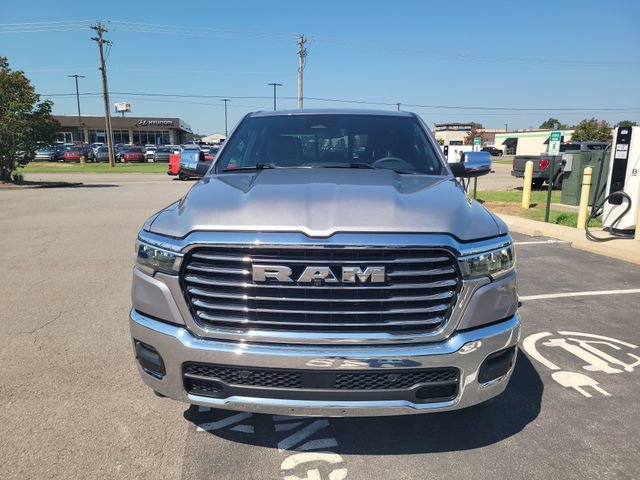 Used 2025 RAM 1500 Laramie AWD/4WD image 2