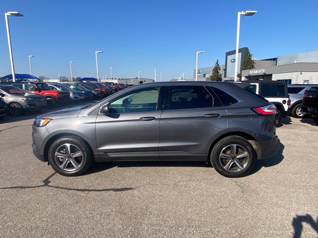 Certified 2024 Ford Edge SEL w/ Convenience Package AWD/4WD image 8