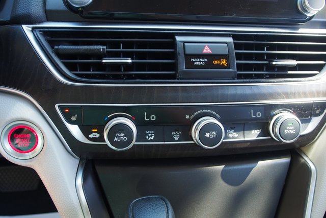 Used 2020 Honda Accord EX image 26