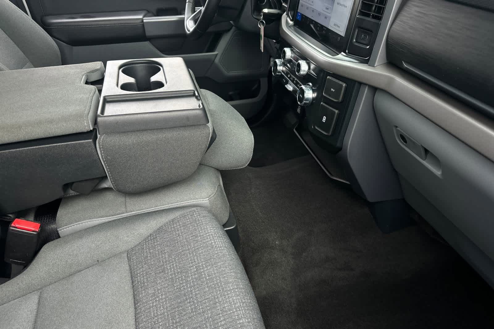 Certified 2025 Ford F150 XLT w/ Equipment Group 301A Standard image 16