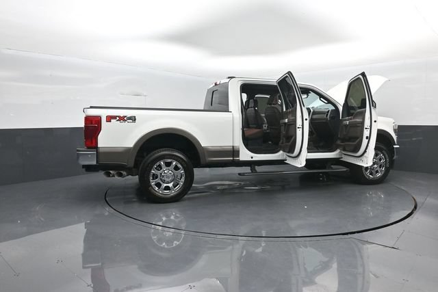 Certified 2022 Ford F350 King Ranch w/ King Ranch Ultimate Package AWD/4WD image 43