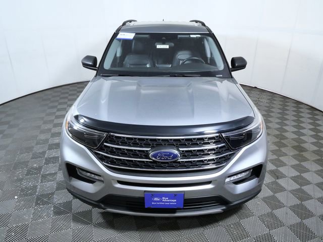 Certified 2024 Ford Explorer XLT w/ Equipment Group 202A AWD/4WD image 3
