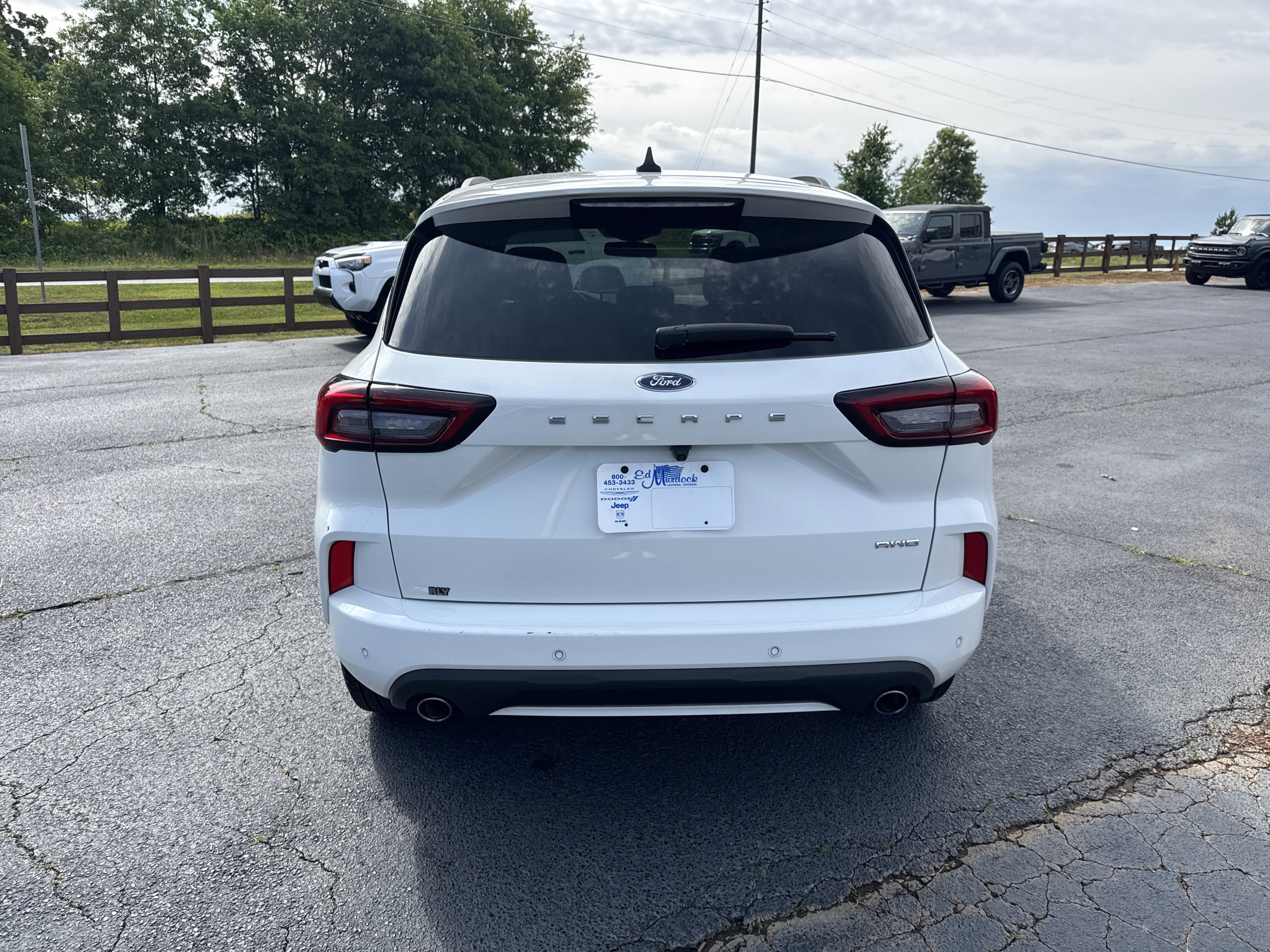 Certified 2023 Ford Escape ST-Line Elite AWD/4WD image 6