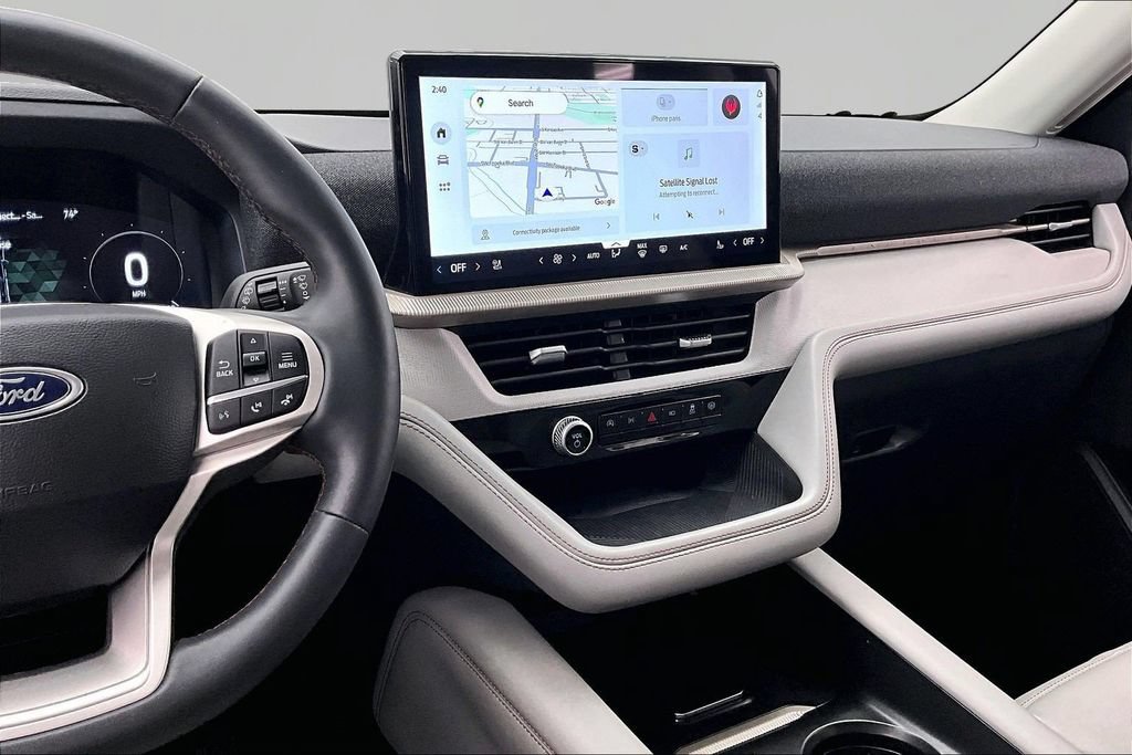 Certified 2025 Ford Explorer Active w/ Active Comfort Package AWD/4WD image 6