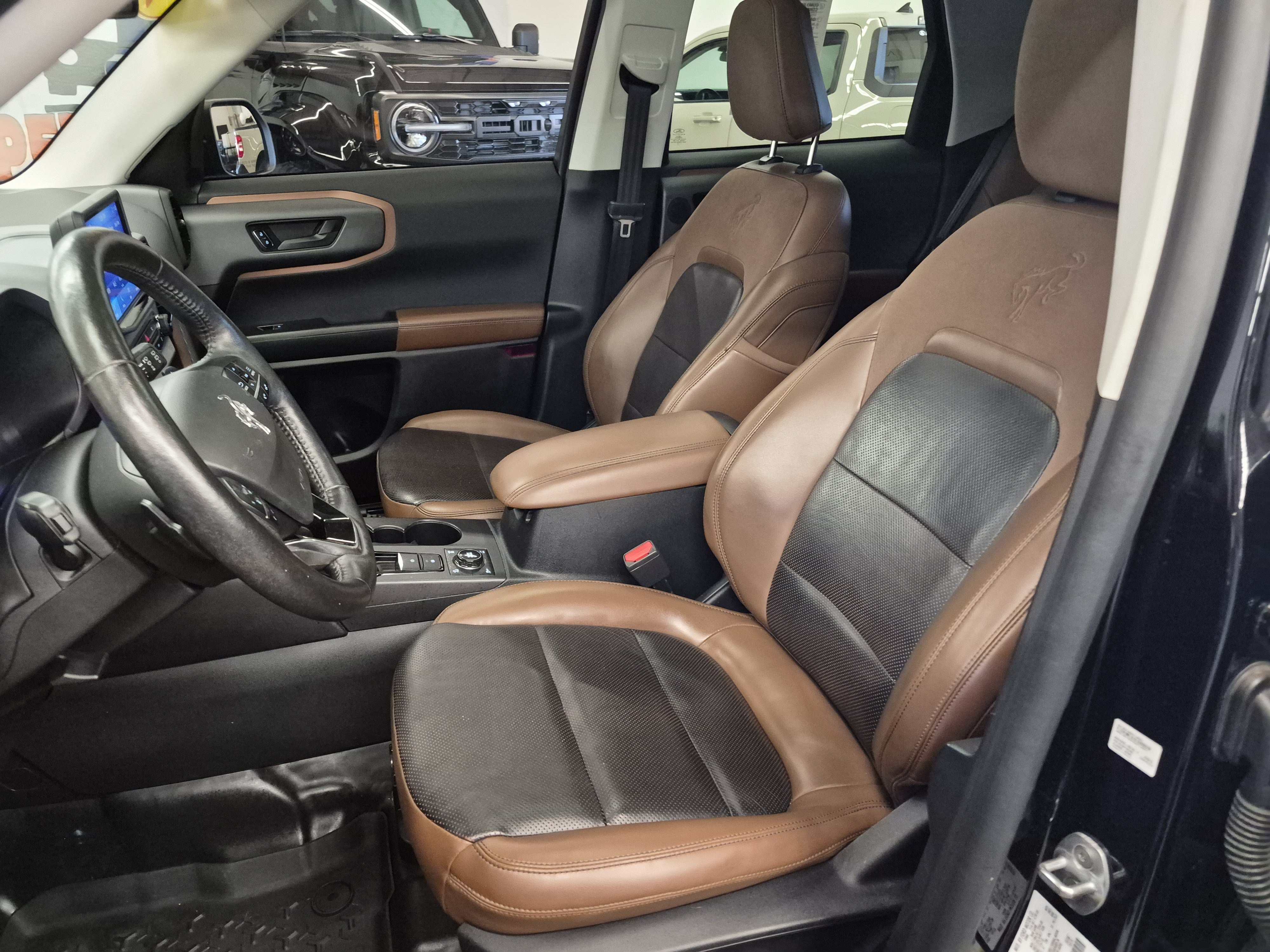 Certified 2022 Ford Bronco Sport Badlands w/ Premium Package AWD/4WD image 12