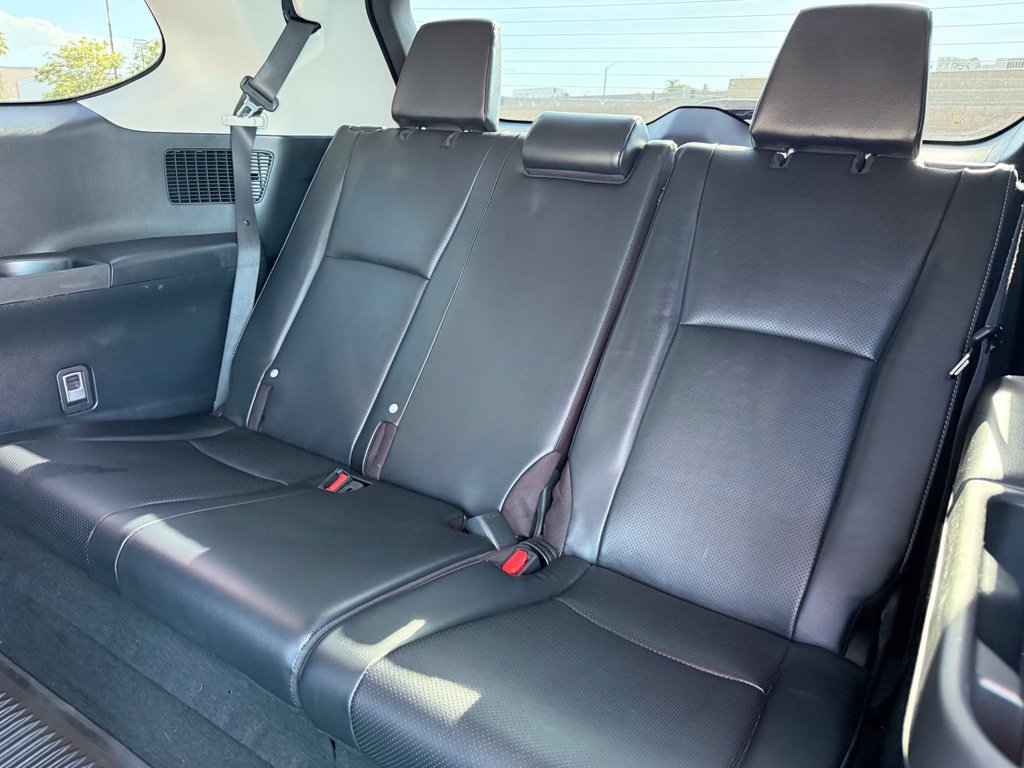 Used 2024 Toyota Grand Highlander AWD image 9
