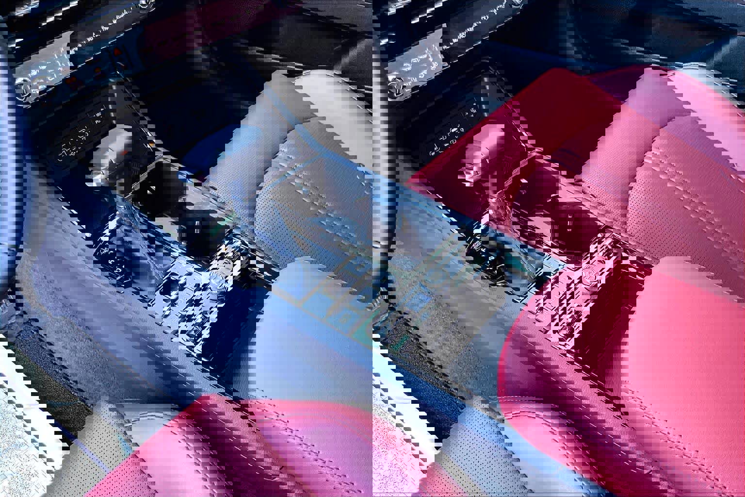 Used 2025 Kia K5 GT-Line w/ GT-Line Premium Package image 18