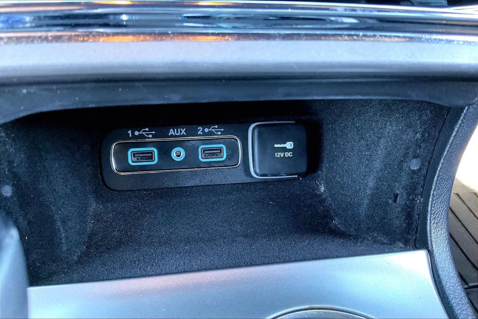 Used 2020 Jeep Grand Cherokee Altitude AWD/4WD image 31