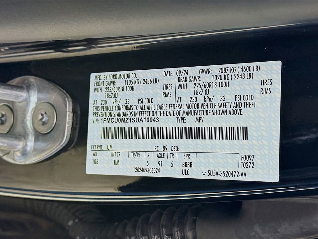 Certified 2025 Ford Escape ST-Line w/ Equipment Group 301A FWD image 39