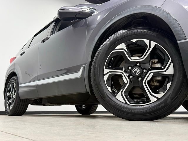 Used 2018 Honda CR-V Touring image 3