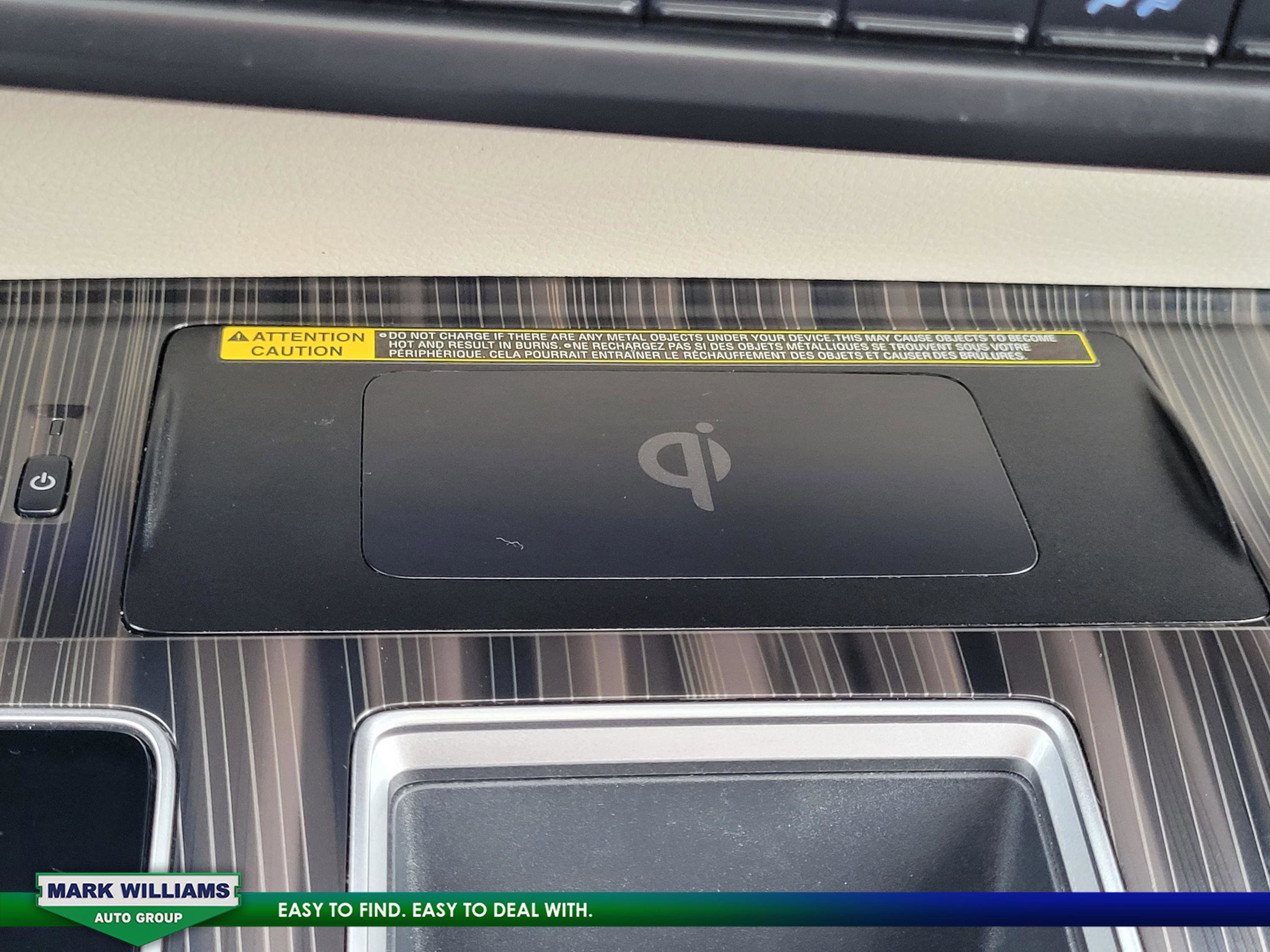 Used 2021 Toyota Sienna Platinum image 28