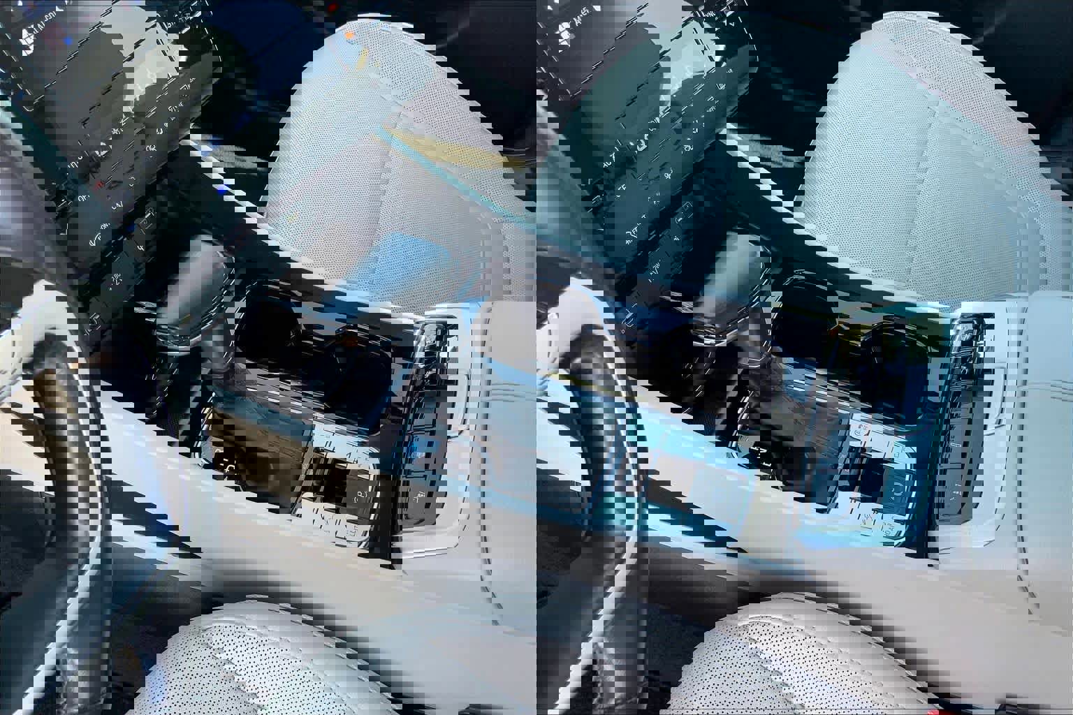 Used 2022 Hyundai Tucson SEL w/ Convenience + Premium Package image 16