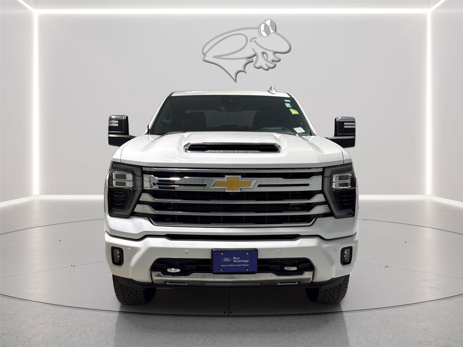 Used 2024 Chevrolet Silverado 2500 High Country w/ High Country Premium Package AWD/4WD image 10