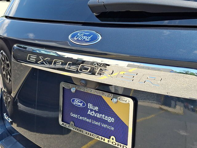 Certified 2023 Ford Explorer XLT w/ Equipment Group 202A AWD/4WD image 16