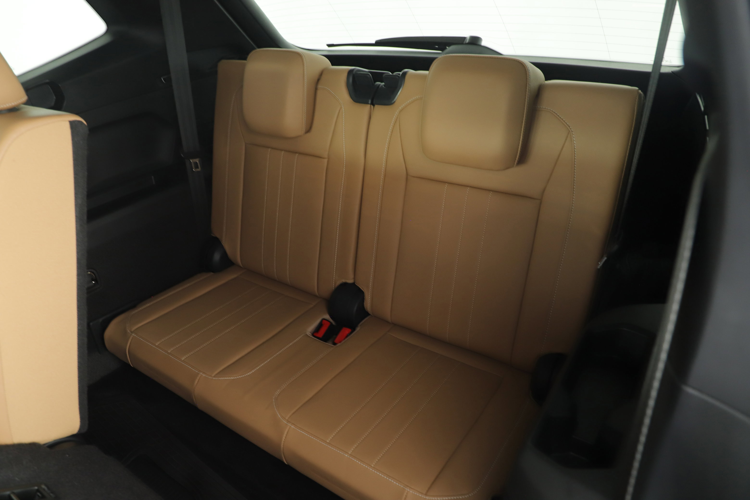 Used 2024 Volkswagen Tiguan SE image 18