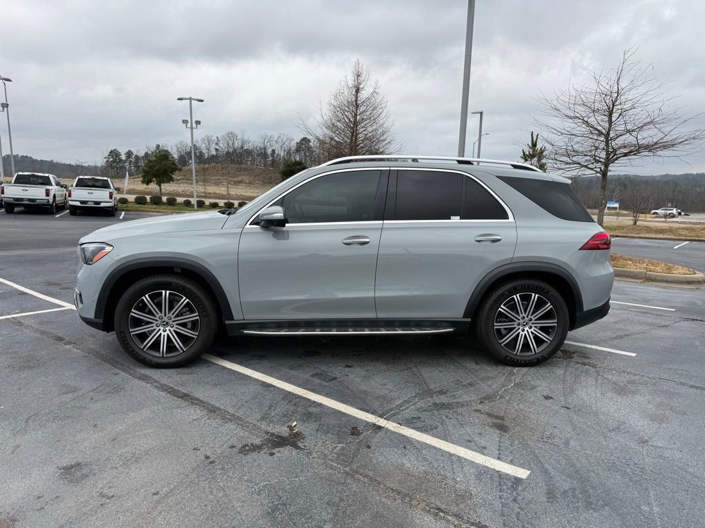 Used 2025 Mercedes-Benz GLE 350 4MATIC image 2