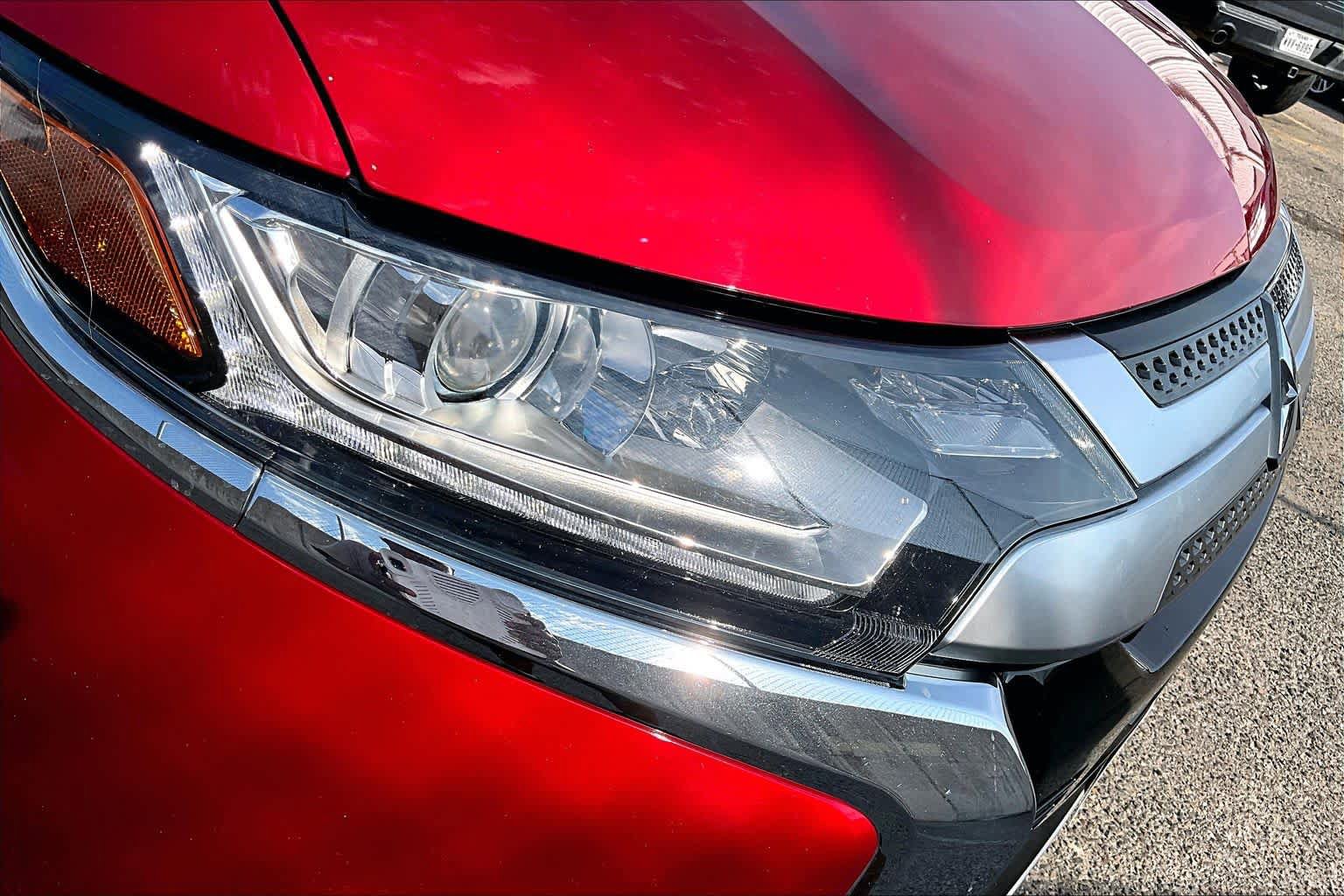 Used 2020 Mitsubishi Outlander SEL FWD image 27