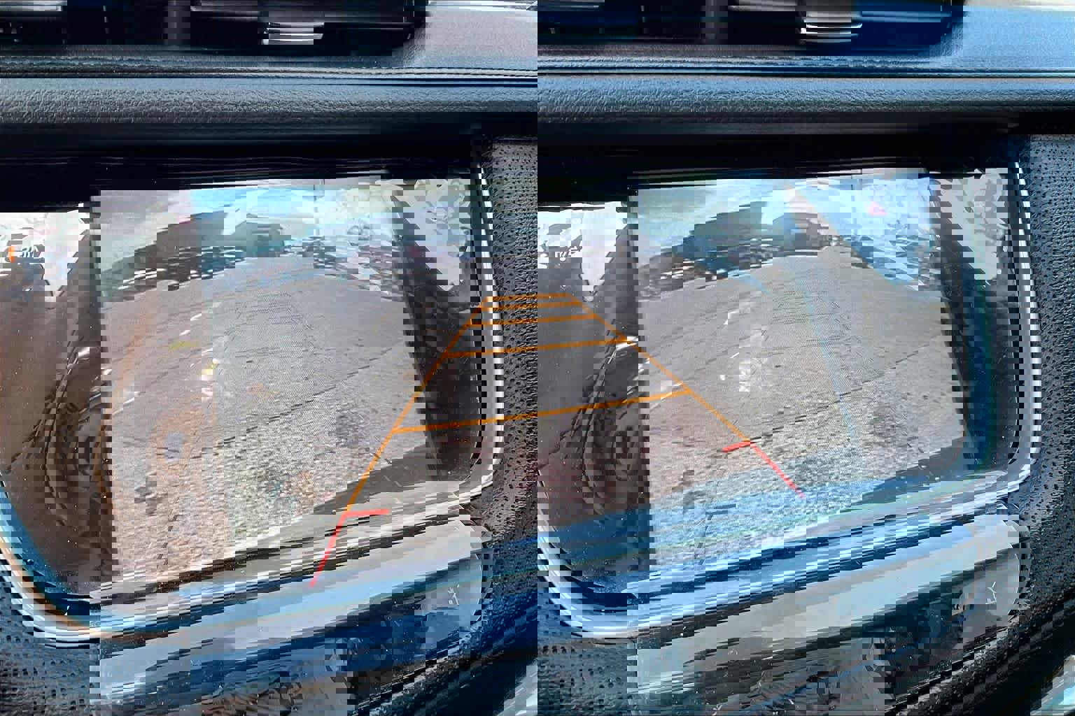 Used 2017 Cadillac XT5 Luxury w/ Driver Awareness Package image 26