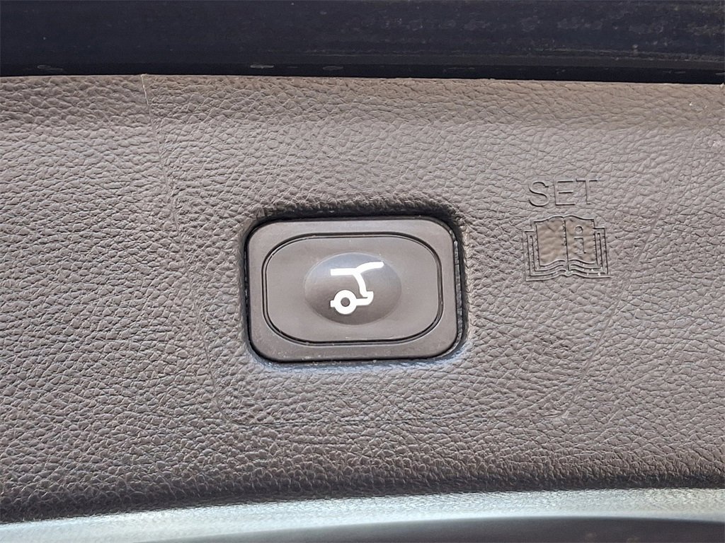 Certified 2022 Ford Edge SEL w/ Convenience Package image 30