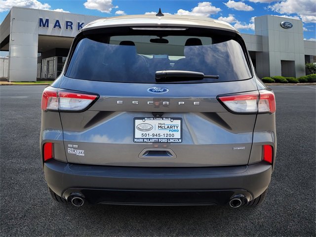 Certified 2021 Ford Escape SE w/ SE Sport Appearance Package image 4