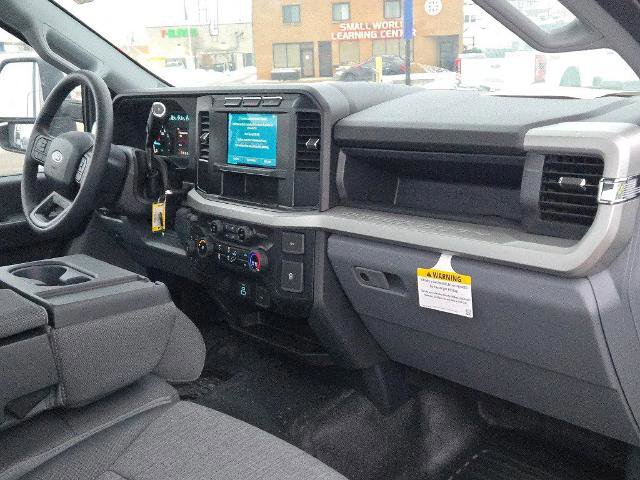 Certified 2024 Ford F250 XL w/ XL Chrome Package image 10