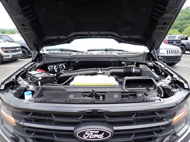 Certified 2025 Ford F150 XLT w/ Equipment Group 302A MID AWD/4WD image 16
