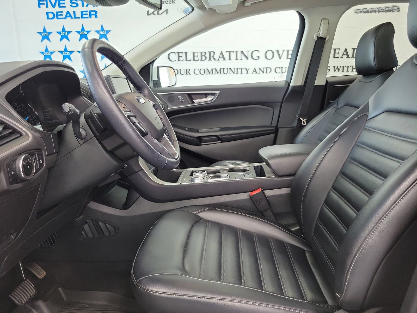 Certified 2023 Ford Edge SEL w/ Convenience Package AWD/4WD image 8