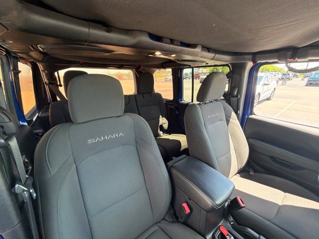Used 2020 Jeep Wrangler Unlimited Sahara AWD/4WD image 24