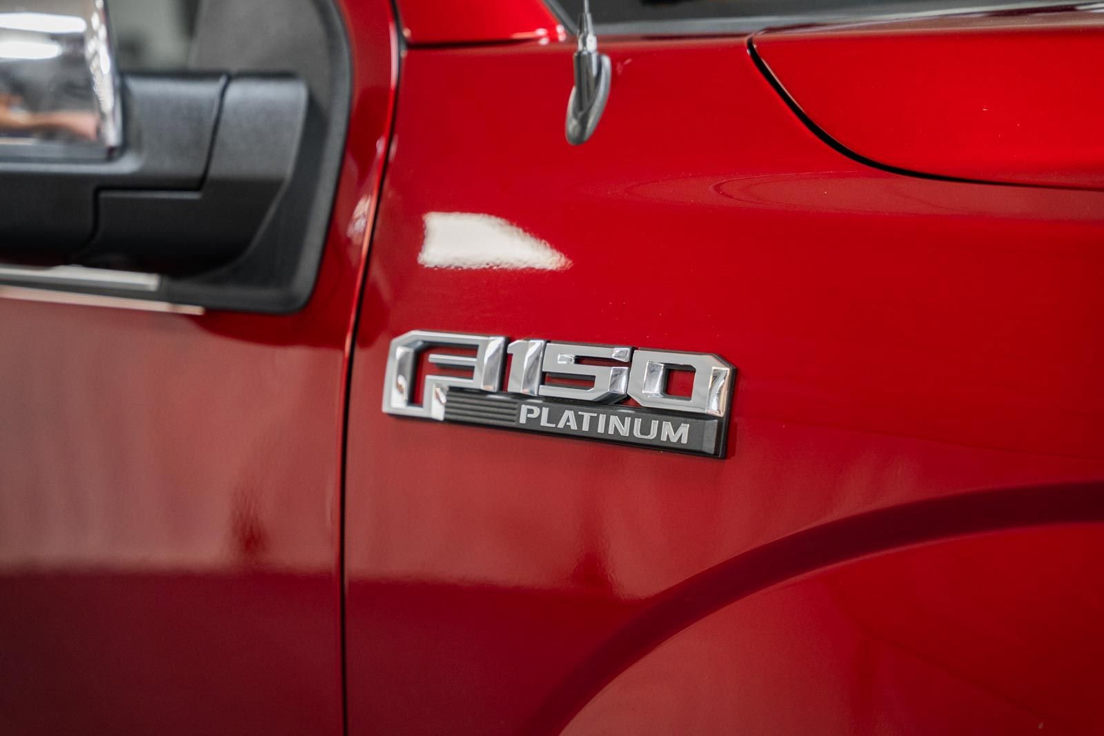 Certified 2018 Ford F150 Platinum w/ Equipment Group 701A Luxury image 18