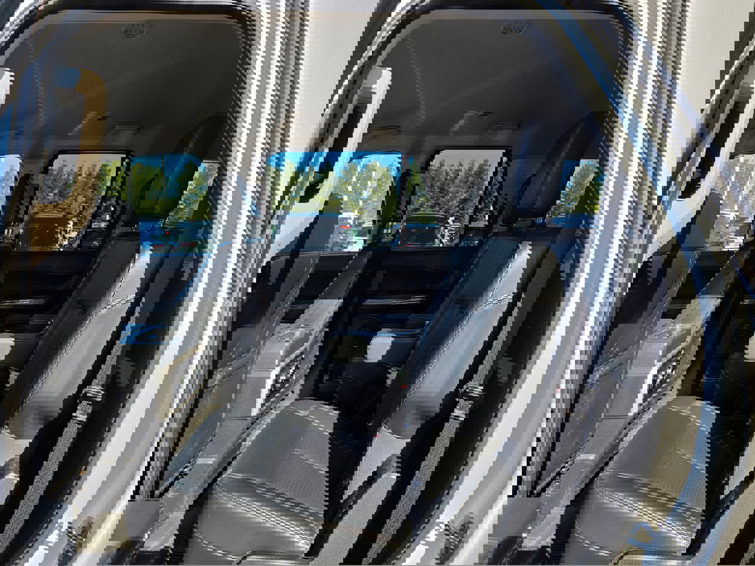 Certified 2022 Ford Expedition XLT image 11