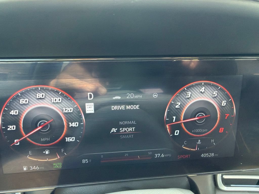 Used 2025 Hyundai Elantra SEL FWD image 40