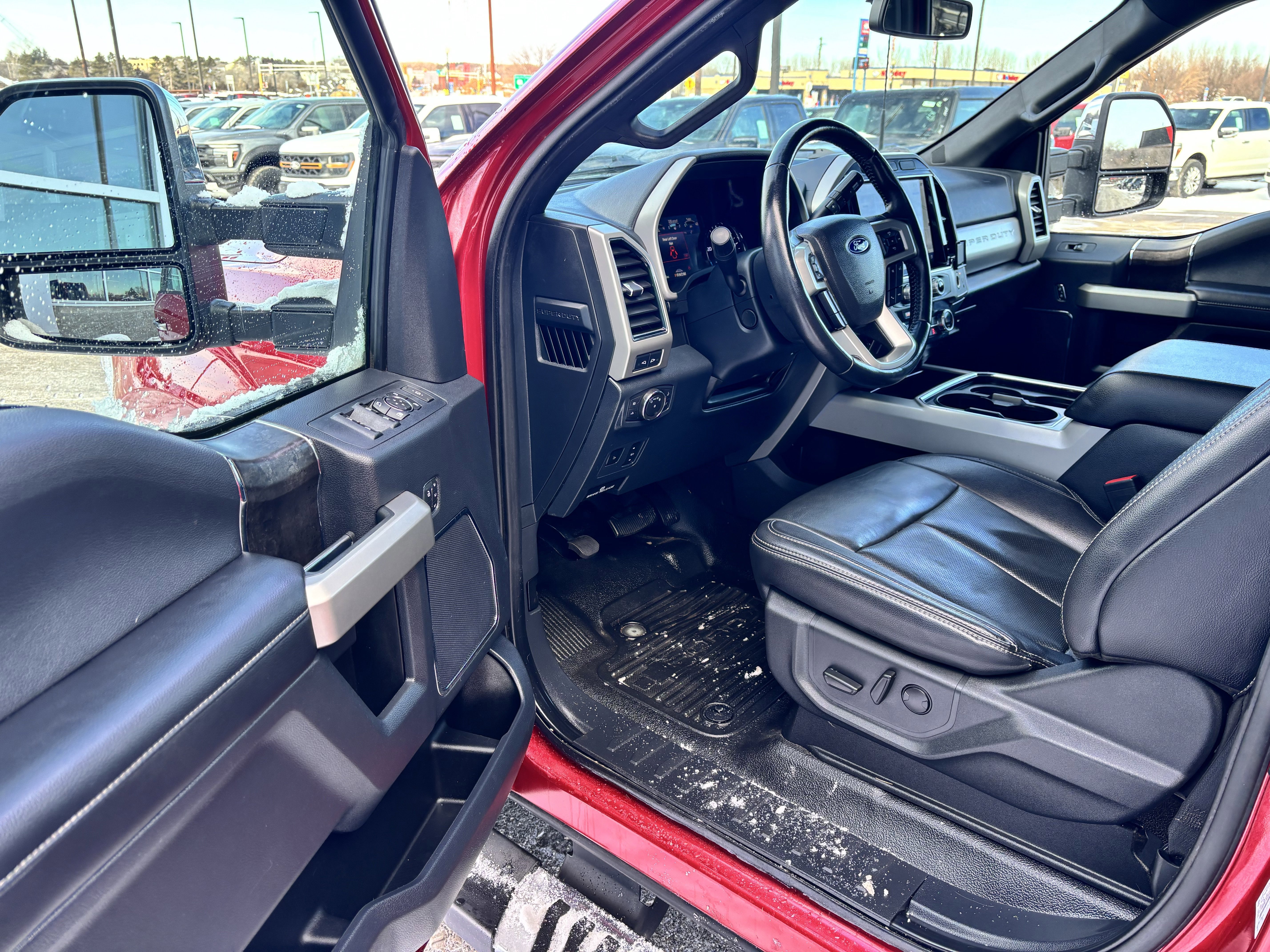 Certified 2022 Ford F350 Lariat w/ Lariat Ultimate Package image 14