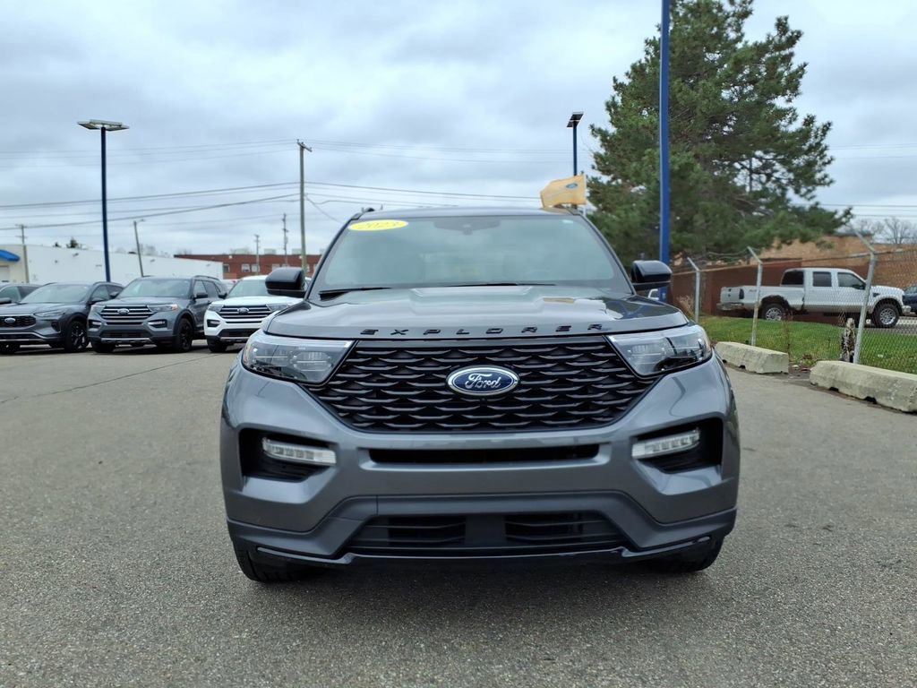 Certified 2023 Ford Explorer ST-Line w/ Class IV Trailer Tow Package image 7