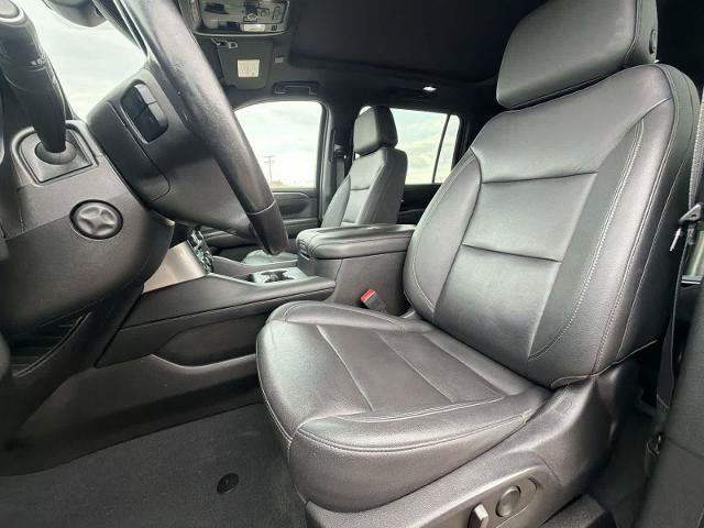 Used 2022 Chevrolet Suburban Z71 w/ Luxury Package AWD/4WD image 16