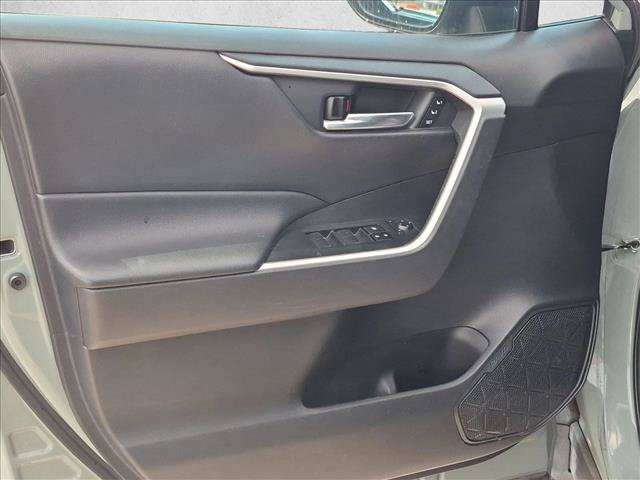 Used 2021 Toyota RAV4 XLE Premium AWD/4WD image 13