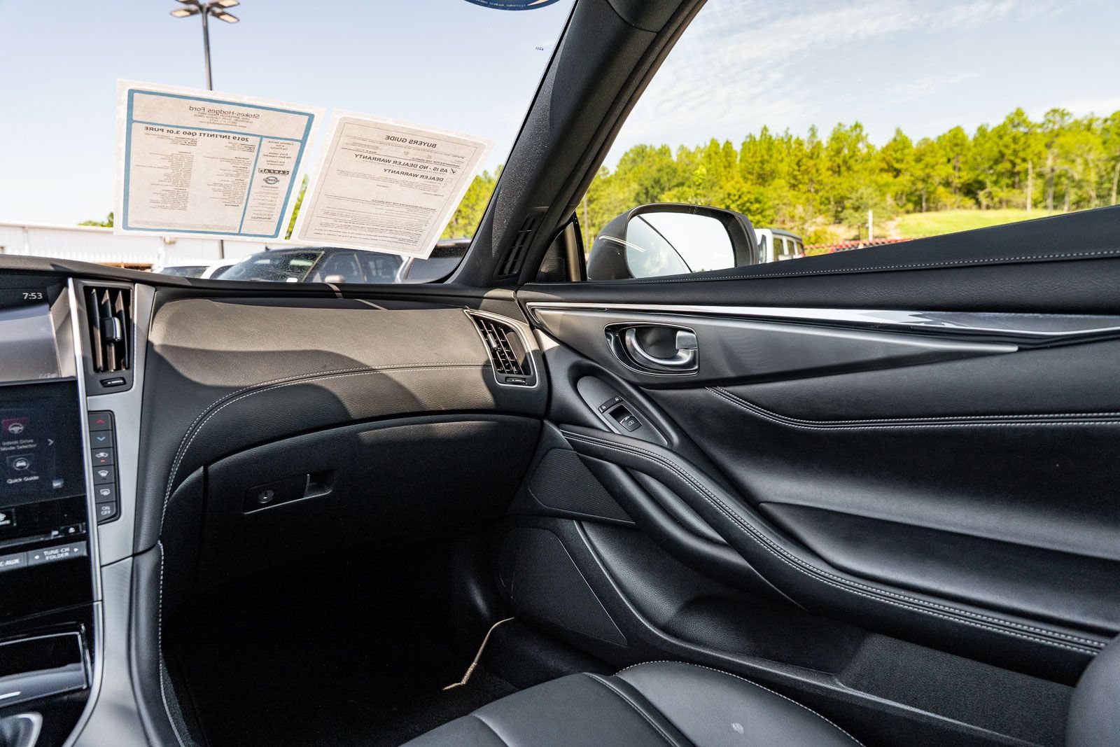 Used 2019 INFINITI Q60 3.0t w/ Cargo Package RWD image 28