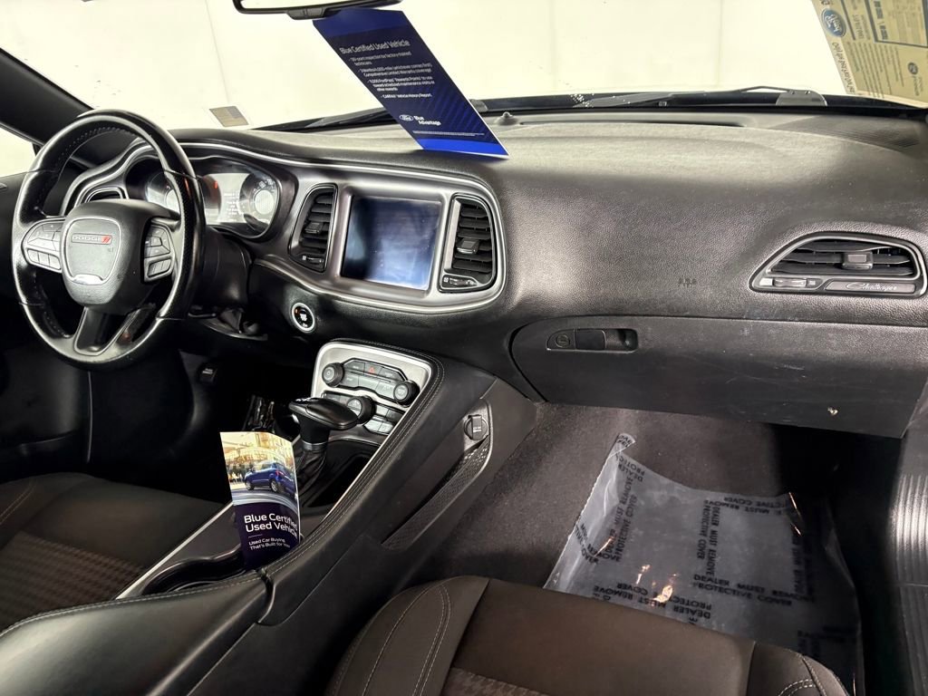 Used 2022 Dodge Challenger SXT w/ Blacktop Package image 32
