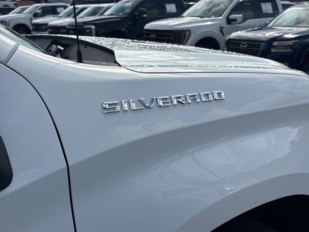 Used 2025 Chevrolet Silverado 1500 RST AWD/4WD image 11