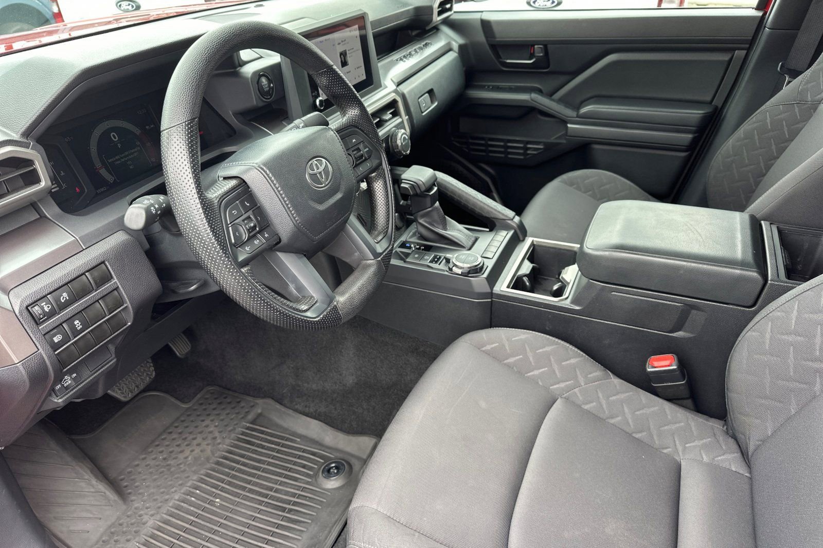 Used 2024 Toyota Tacoma SR5 AWD/4WD image 12