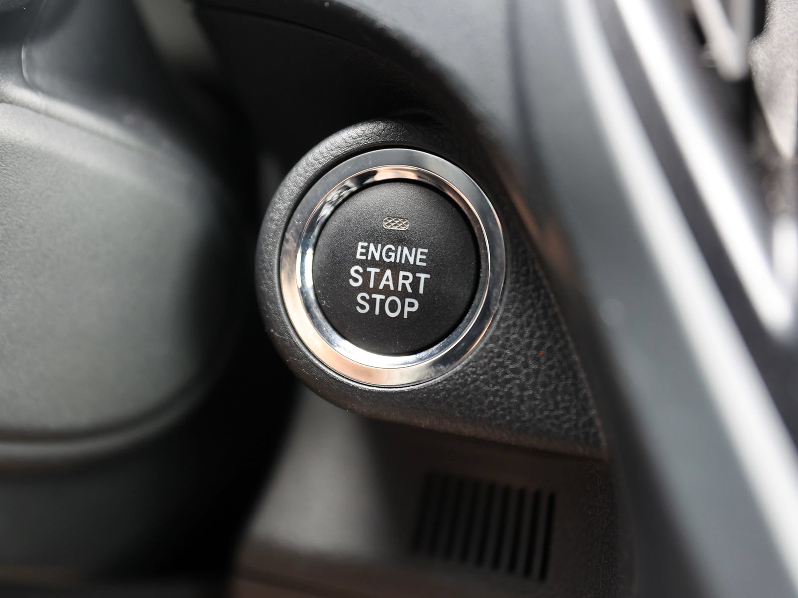 Used 2025 Subaru Forester Premium AWD/4WD image 29
