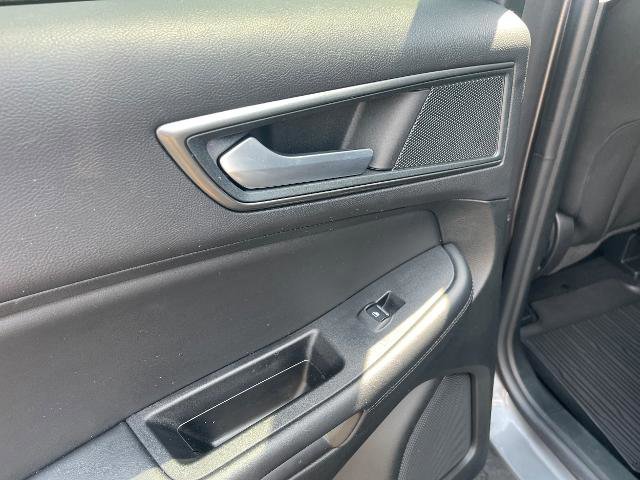 Certified 2024 Ford Edge SE image 16