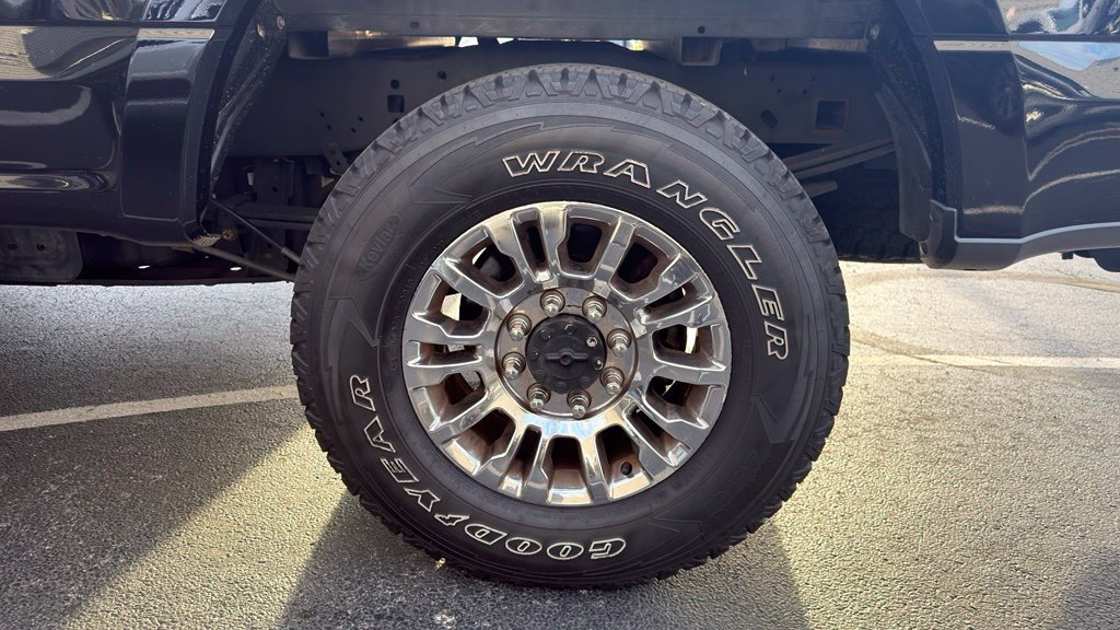 Certified 2020 Ford F250 XLT w/ XLT Premium Package AWD/4WD image 8
