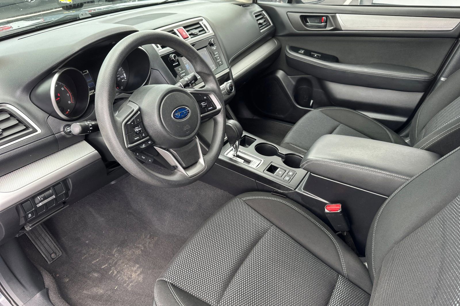 Used 2018 Subaru Outback 2.5i AWD/4WD image 11