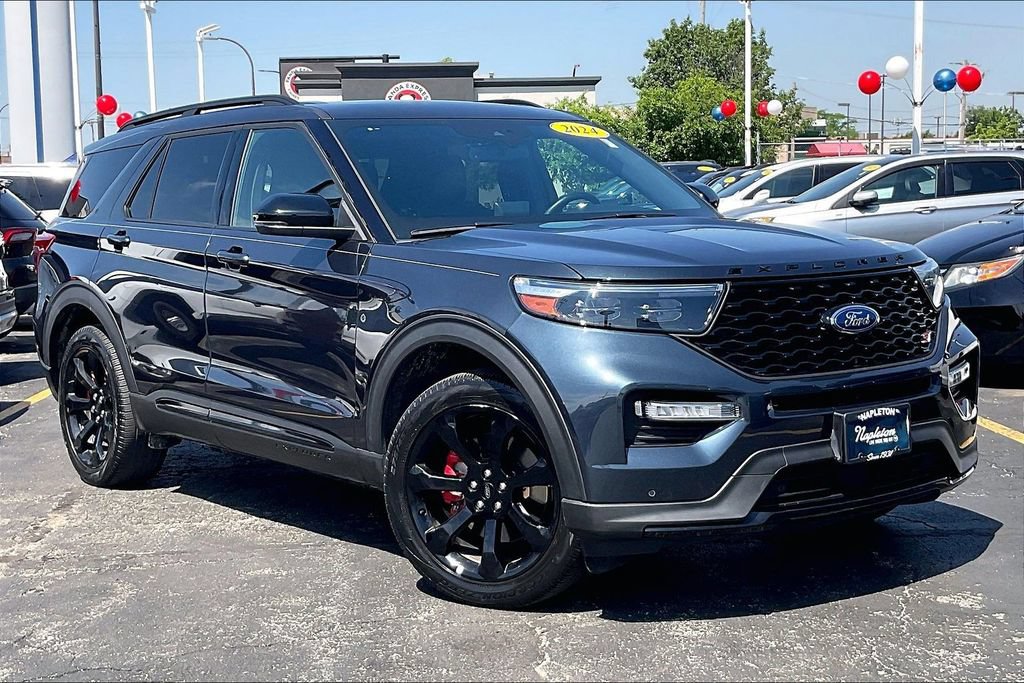 Certified 2024 Ford Explorer ST w/ Equipment Group 401A AWD/4WD image 35