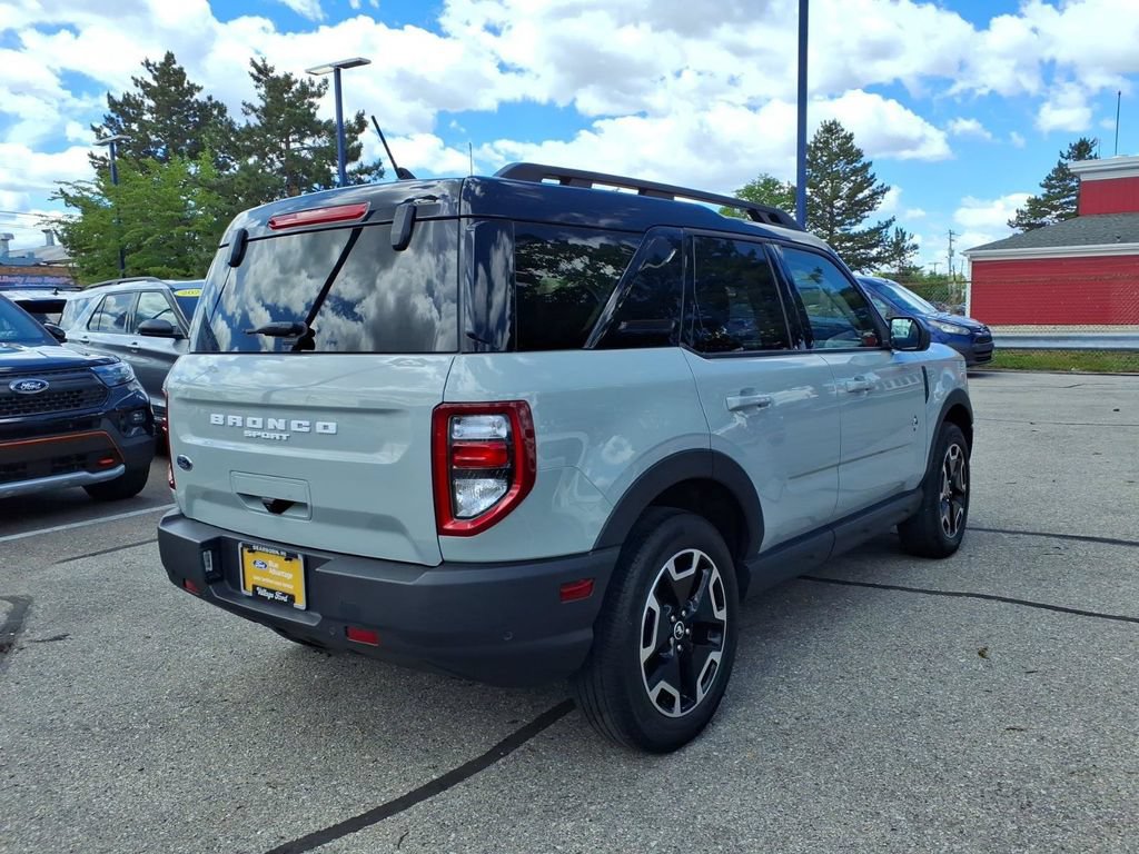 Certified 2023 Ford Bronco Sport Outer Banks AWD/4WD image 5