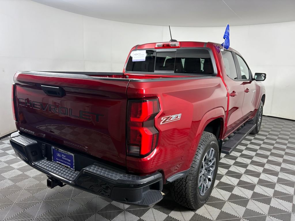 Used 2023 Chevrolet Colorado Z71 w/ Z71 Convenience Package 2 image 5