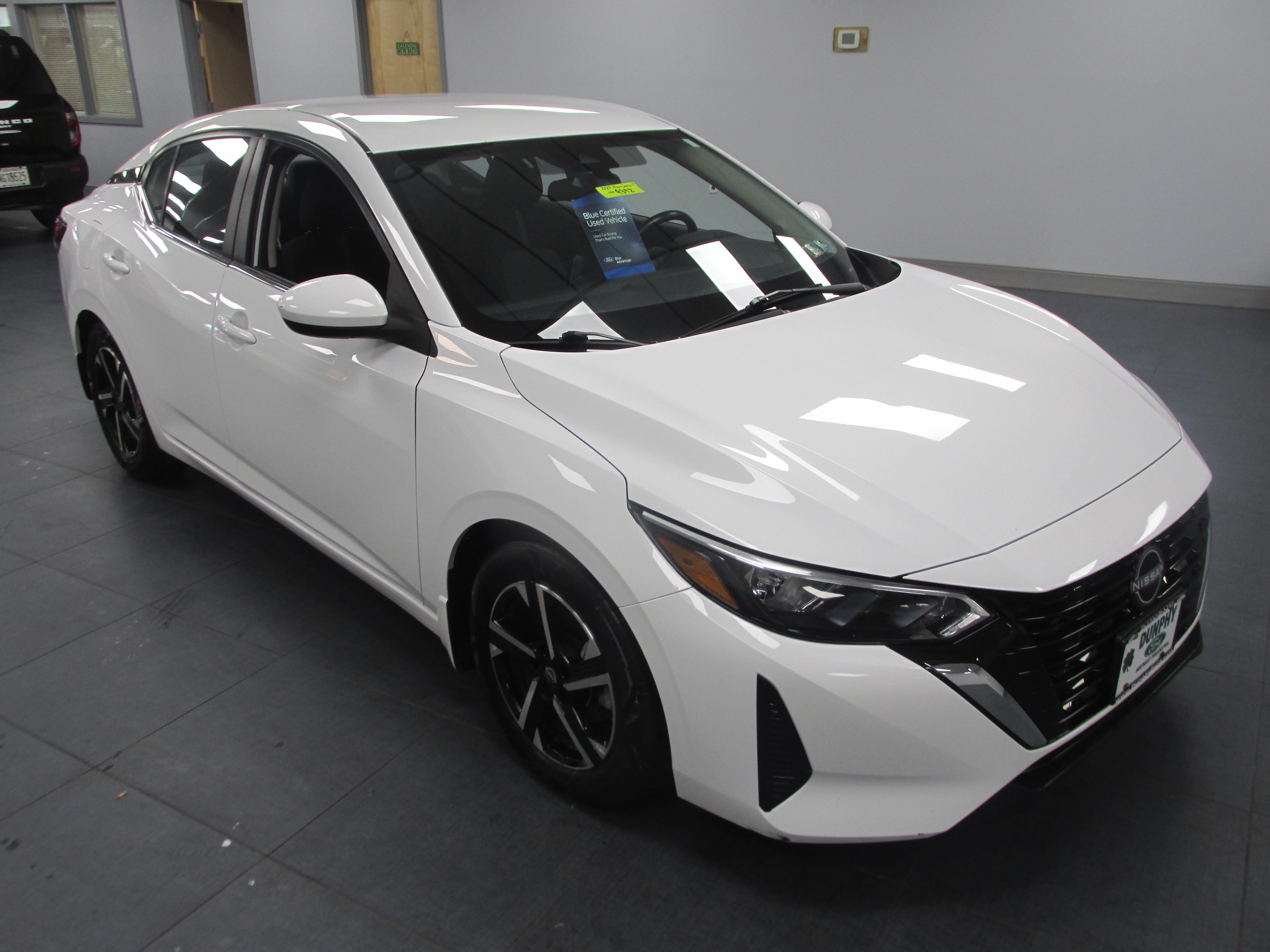 Used 2024 Nissan Sentra SV w/ All-Weather Package FWD image 3